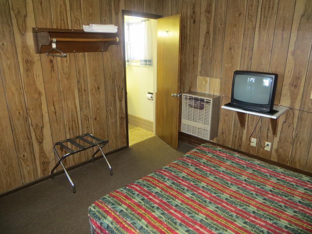 Prairie Motel Merrill Exterior foto